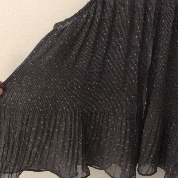 Tank Top - Picture 2 of 5